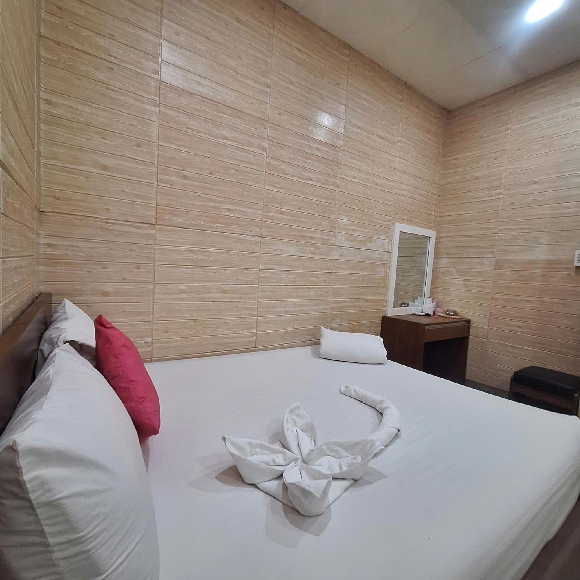 Damry Hotel مدينة هوشي منه المظهر الخارجي الصورة
