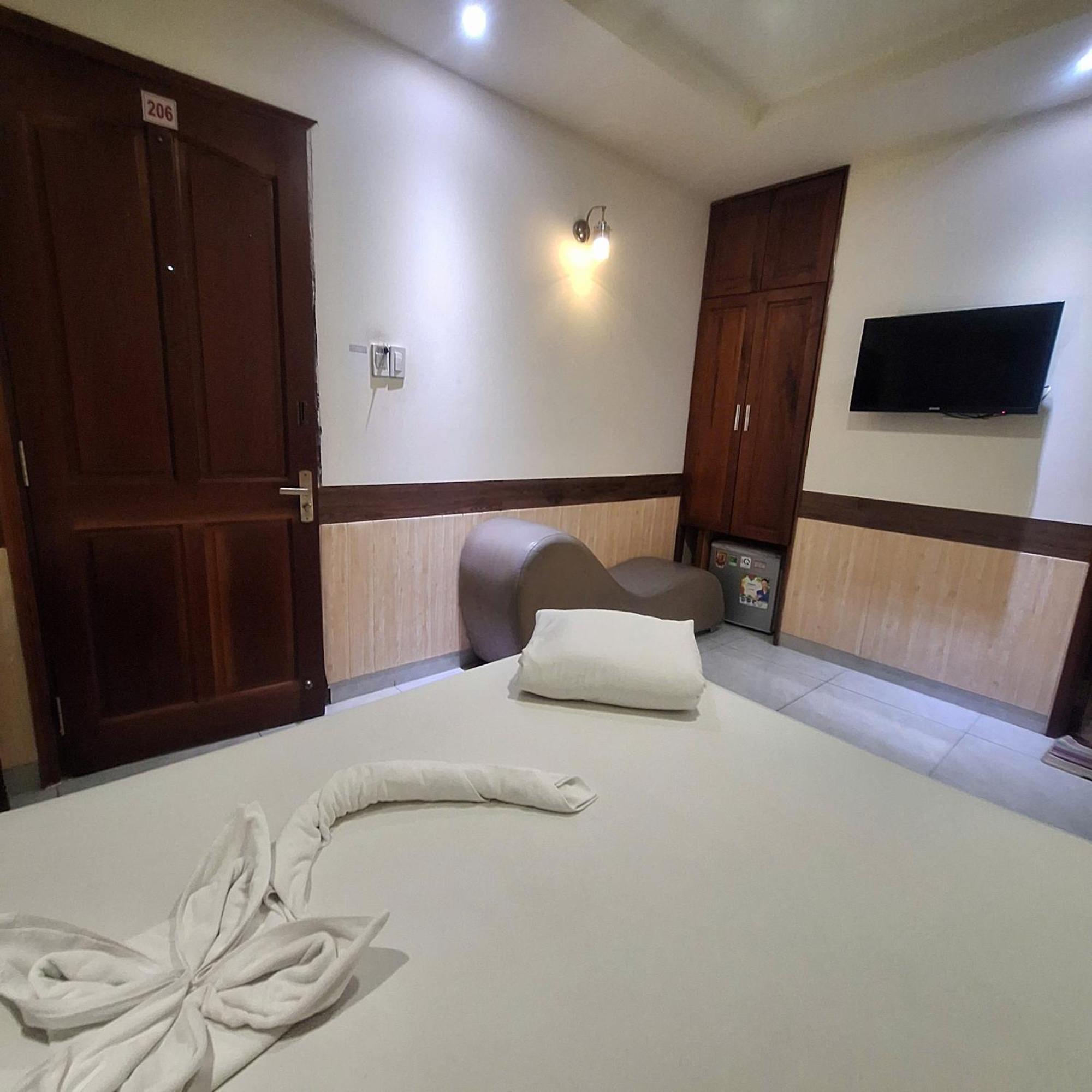 Damry Hotel مدينة هوشي منه المظهر الخارجي الصورة